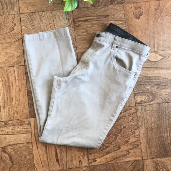 wrangler khakis stretch waist